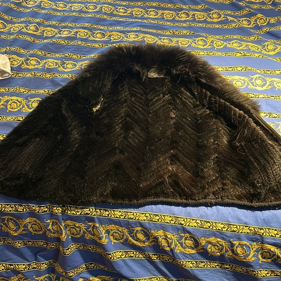 Mink Vest with Fox fur Color (all natural fur) - Picture 2 of 4